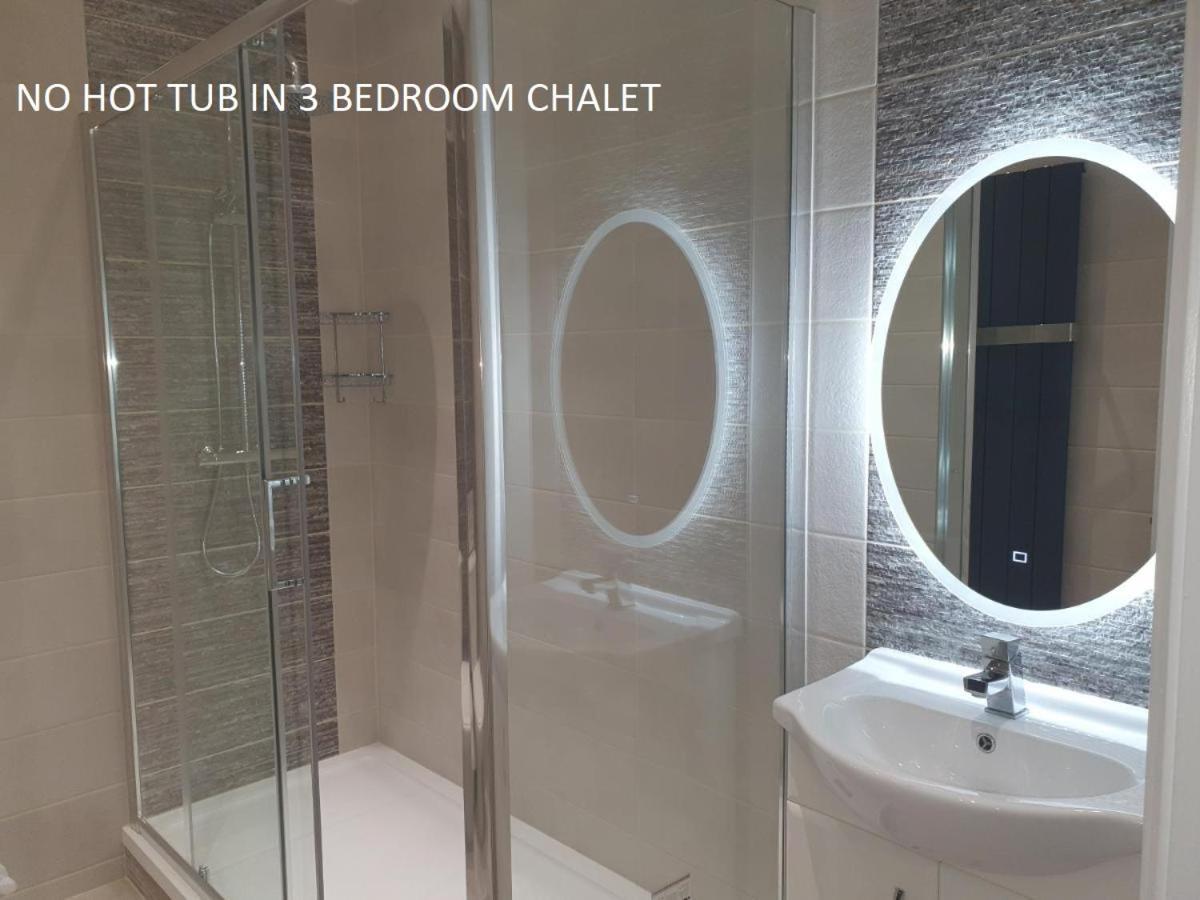 Valley Grove Bungalows Сондерсфут Номер фото